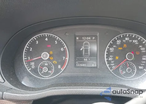 2014 Volkswagen Passat 1.8T Se z USA, uszkodzony, nr VIN 1VWBT7A33EC032493